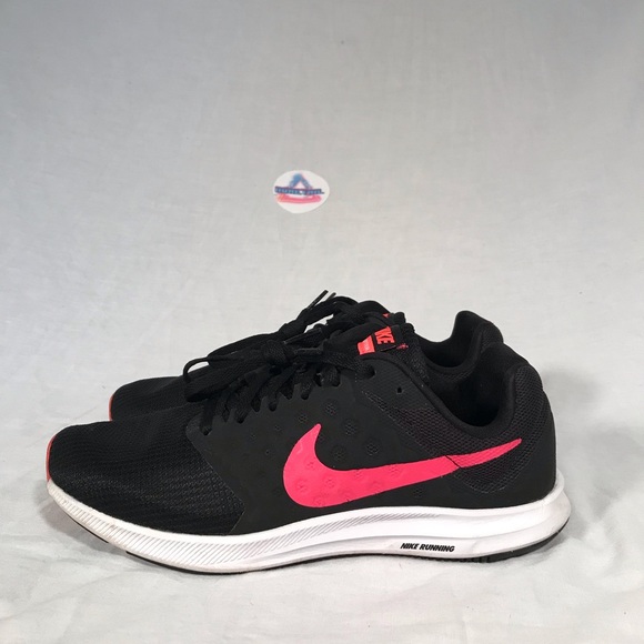 downshifter 7 running shoes